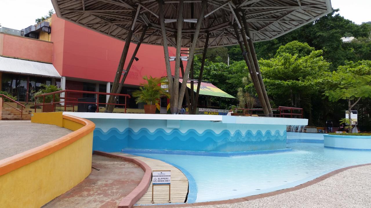 Almond Grove At Sand Castle Ocho Rios Exterior foto