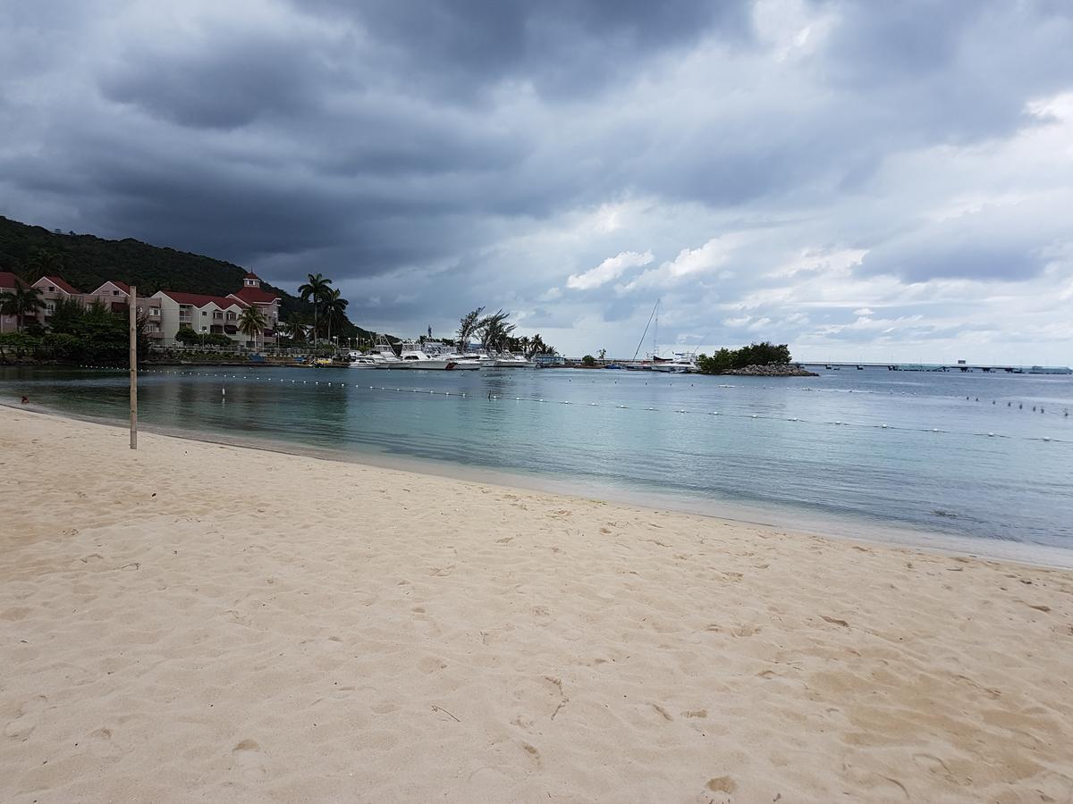 Almond Grove At Sand Castle Ocho Rios Exterior foto